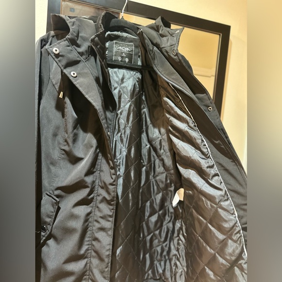 used - Picture 2 of 6